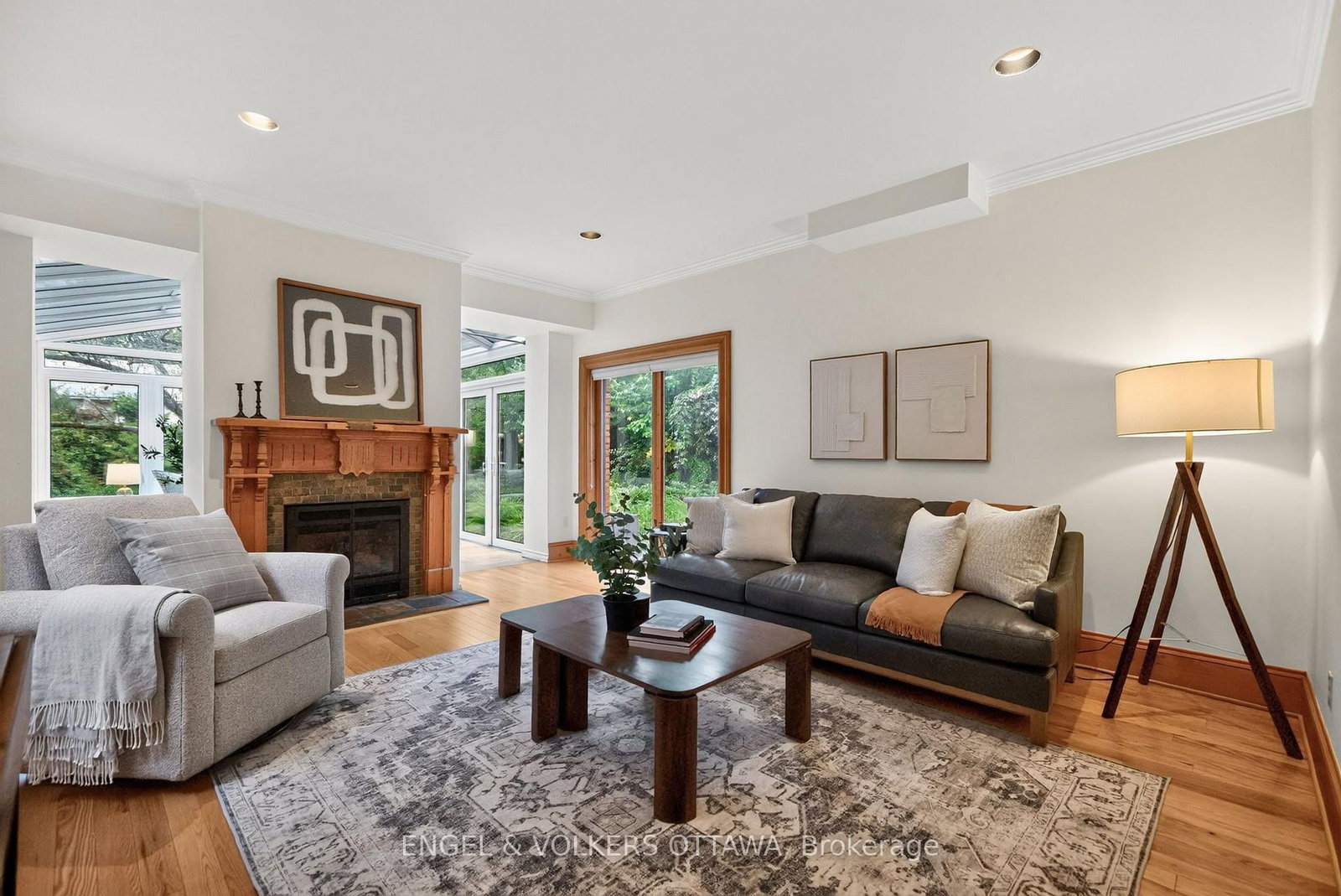 2241 Old Lilac Lane • Ottawa, ON photo 16