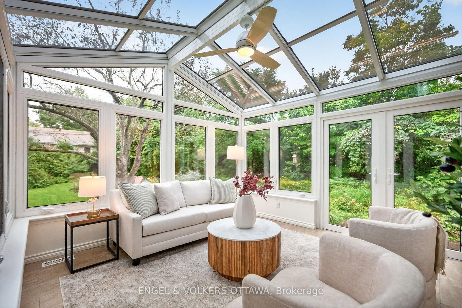 2241 Old Lilac Lane • Ottawa, ON photo 20