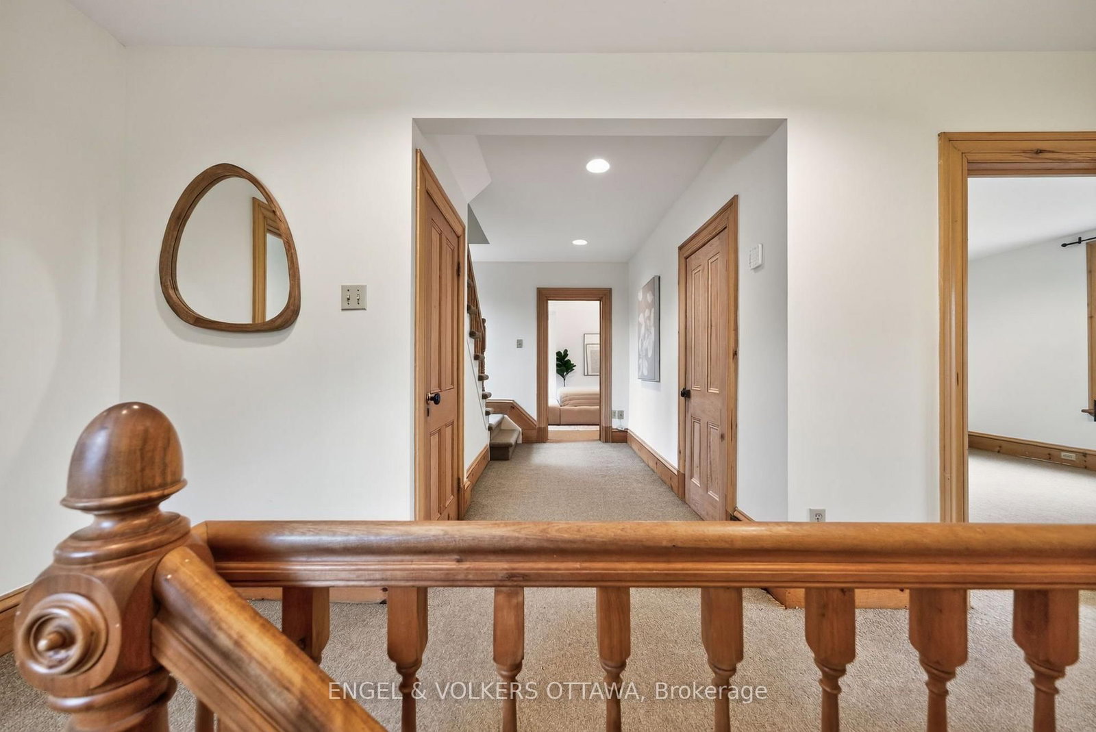 2241 Old Lilac Lane • Ottawa, ON photo 22