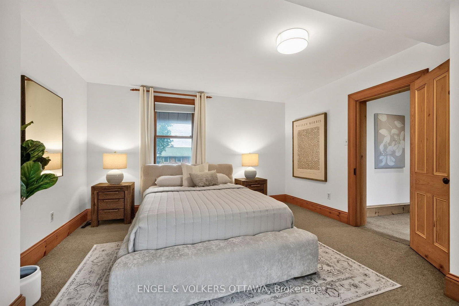 2241 Old Lilac Lane • Ottawa, ON photo 24