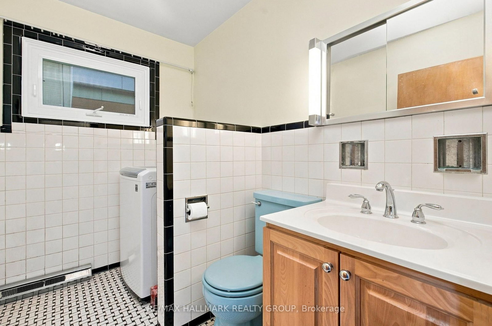 855 Mountainview Avenue • Ottawa, ON photo 28