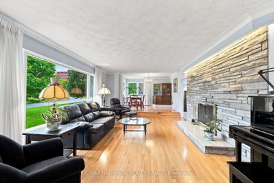 855 Mountainview Avenue • Ottawa, ON photo 7