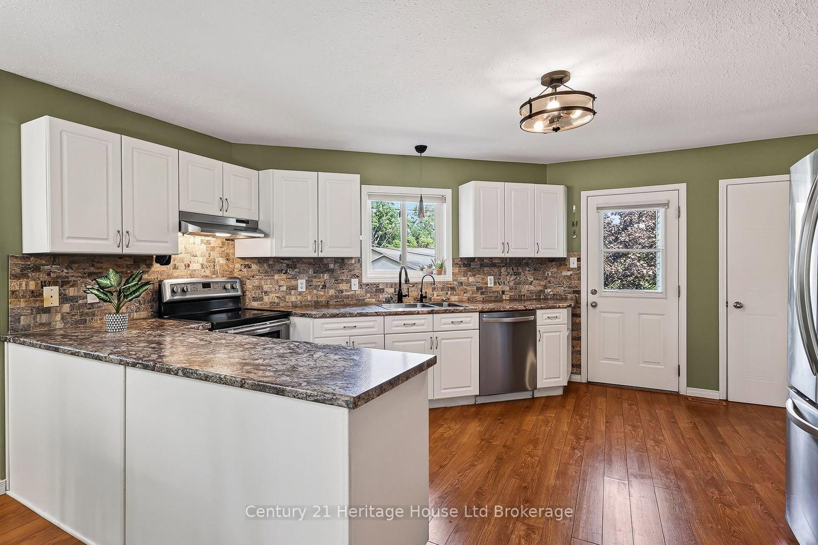 6 Crusoe Place • Ingersoll, ON photo 10