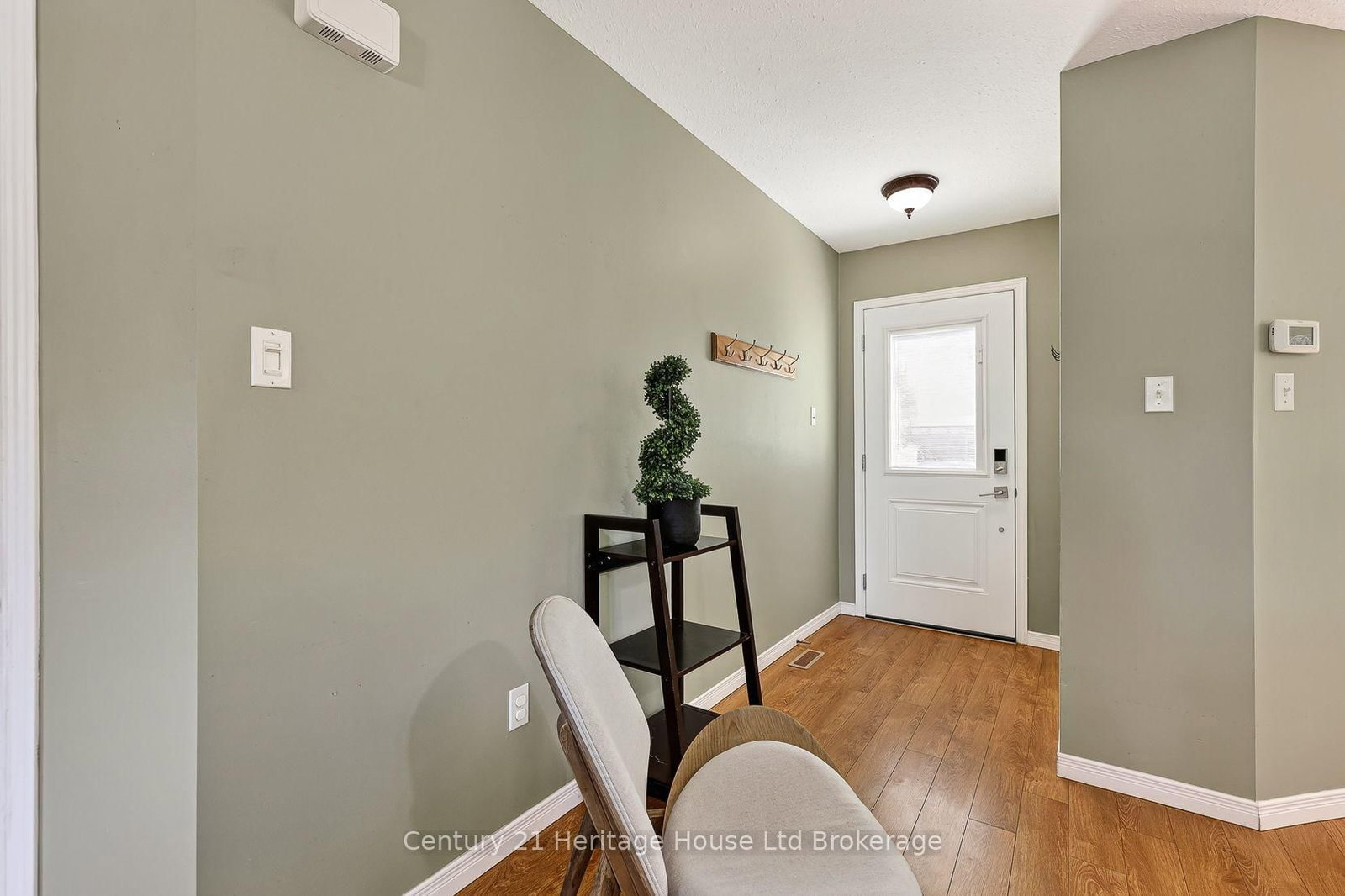 6 Crusoe Place • Ingersoll, ON photo 6