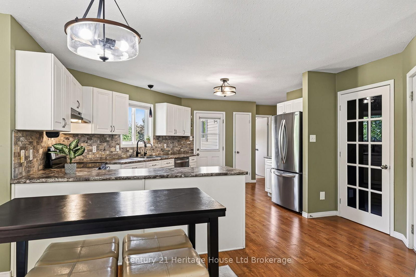 6 Crusoe Place • Ingersoll, ON photo 9