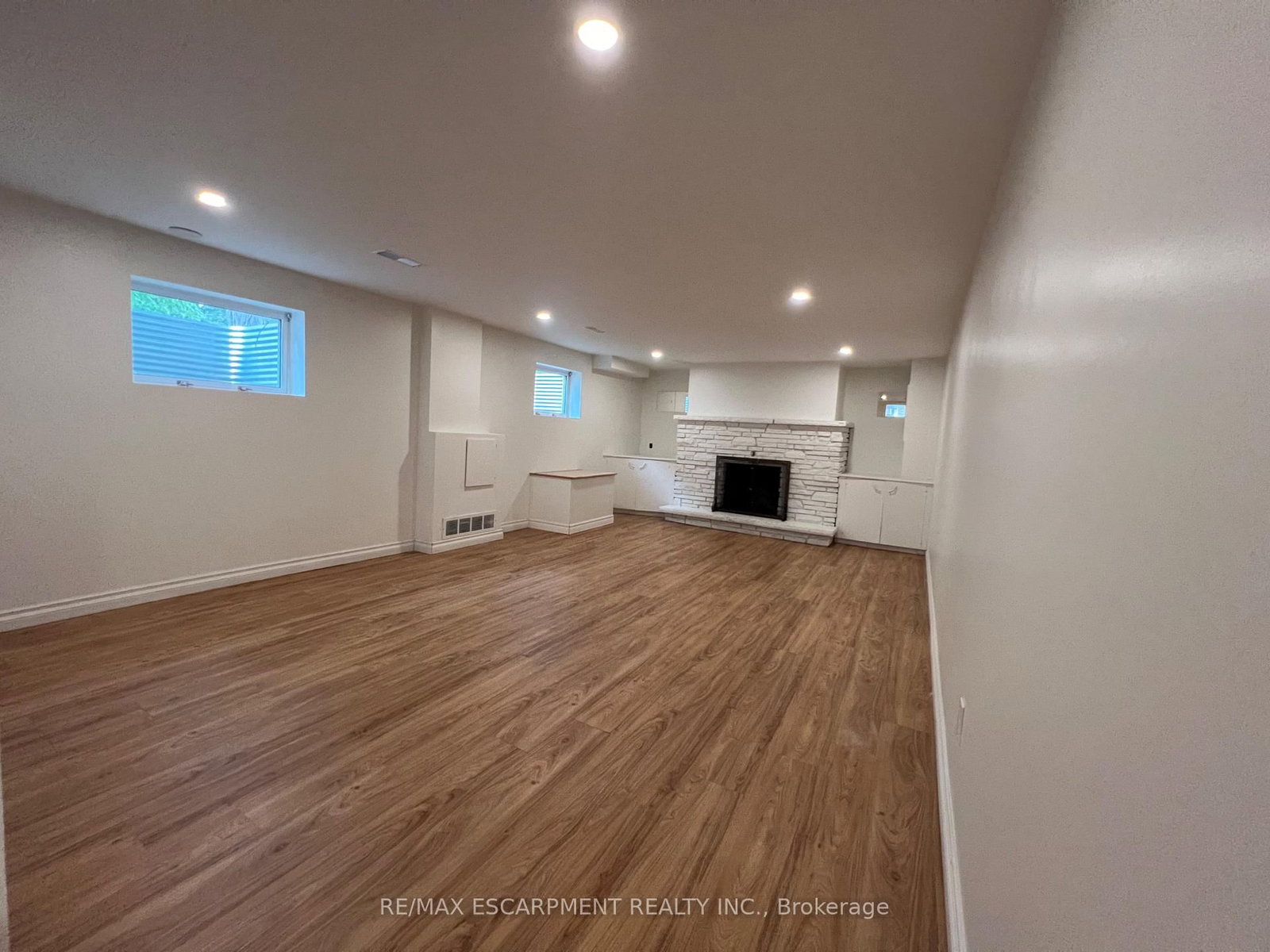 Lower - 9 Collingwood Street, Guelph 4