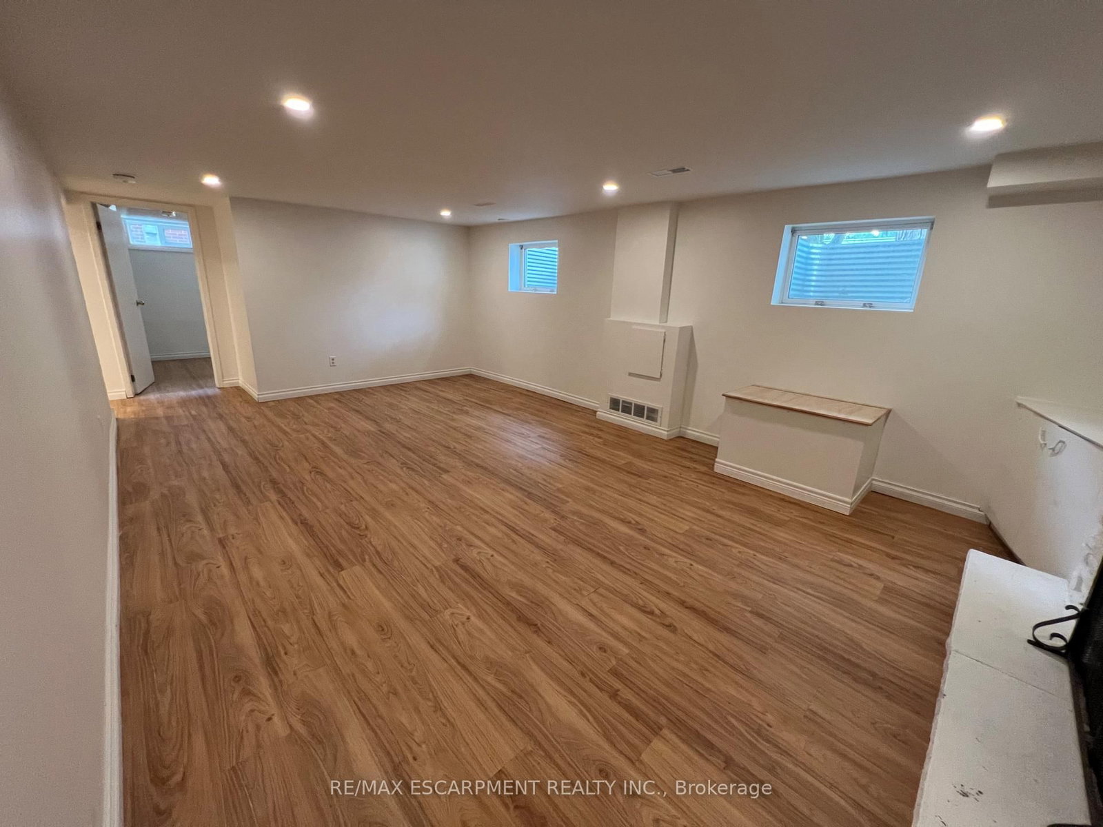 Lower - 9 Collingwood Street, Guelph 5
