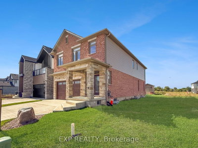 3833 CAMPBELL Street N • London South, ON photo 2