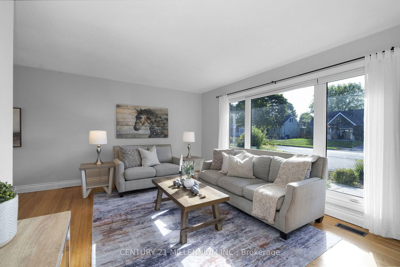 27 Dundas Street W • Erin, ON photo 12