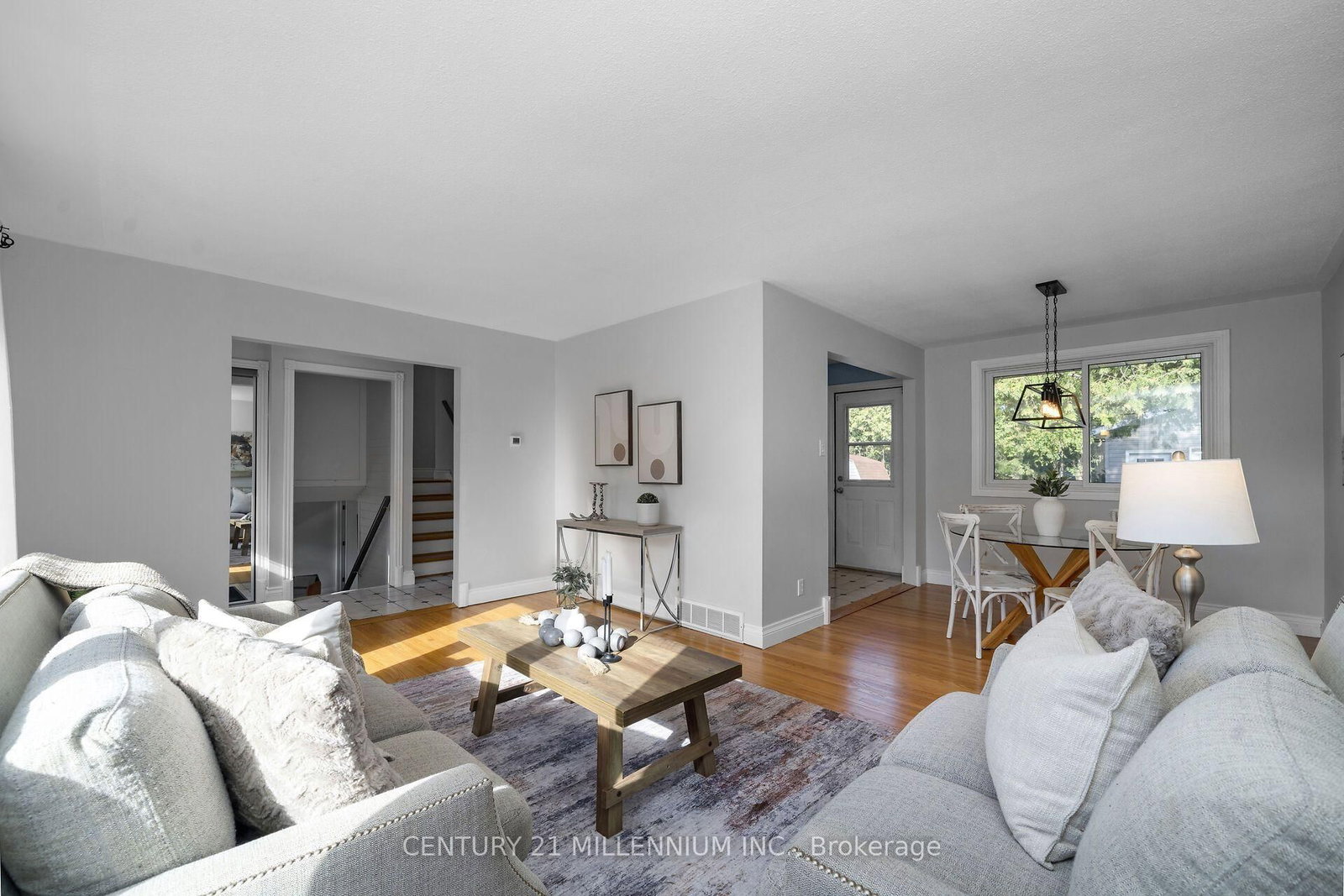 27 Dundas Street W • Erin, ON photo 13