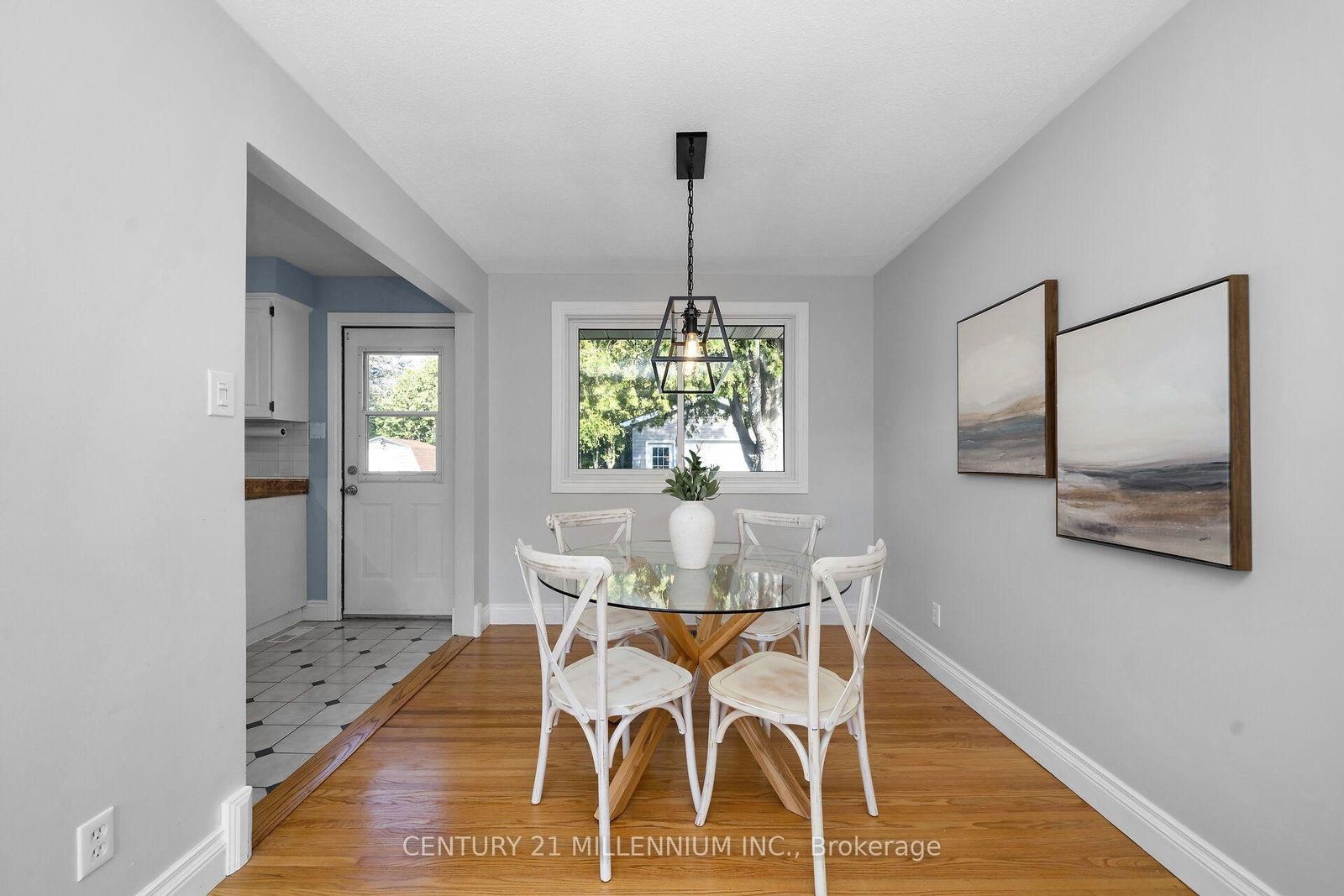 27 Dundas Street W • Erin, ON photo 14