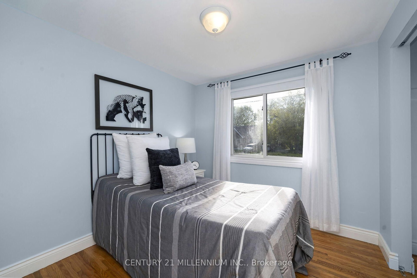 27 Dundas Street W • Erin, ON photo 25