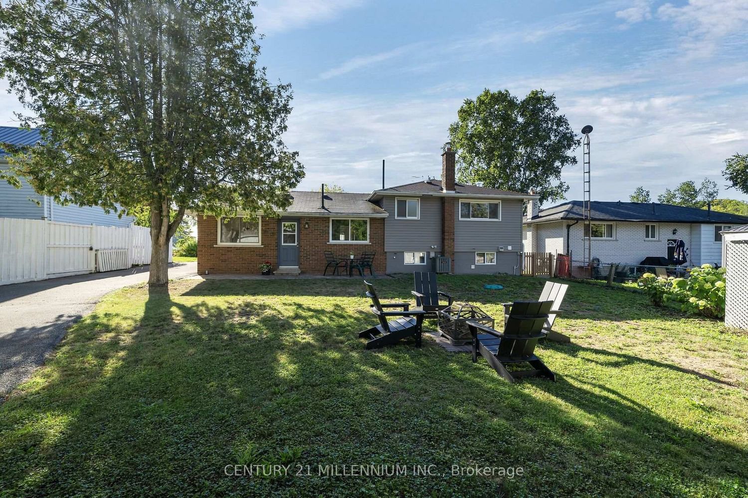 27 Dundas Street W • Erin, ON photo 35