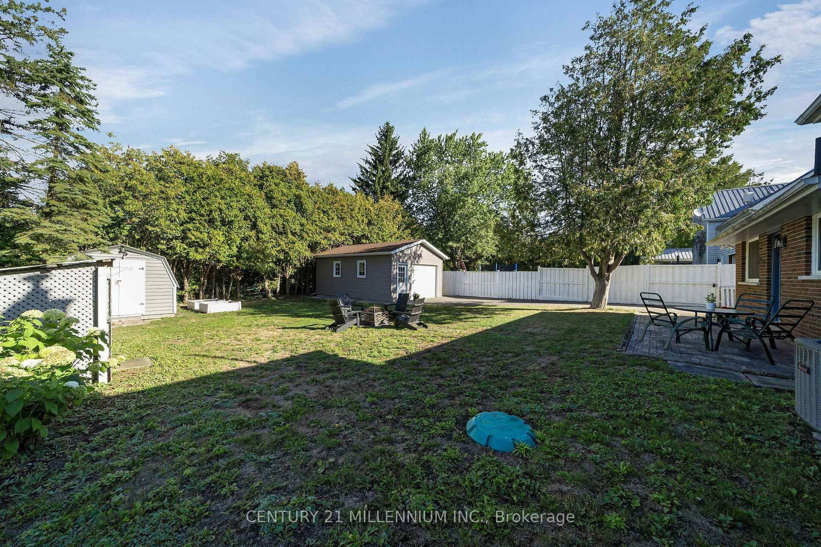 27 Dundas Street W • Erin, ON photo 36