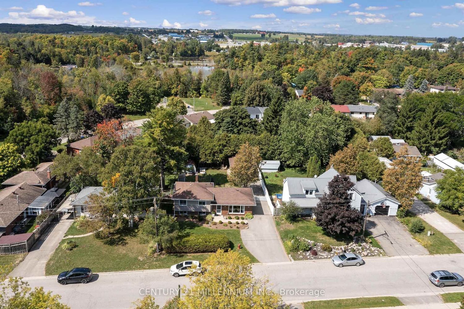 27 Dundas Street W • Erin, ON photo 38