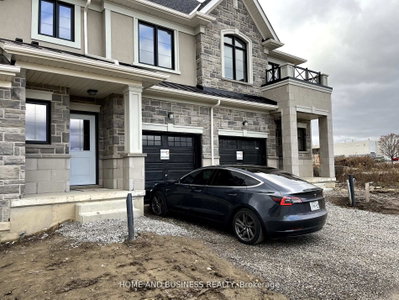 Townhouse for sale at 17-30 Mia Drive, Hamilton, Ontario, L9B 0K1 - Ryckmans - MLS: X13773580