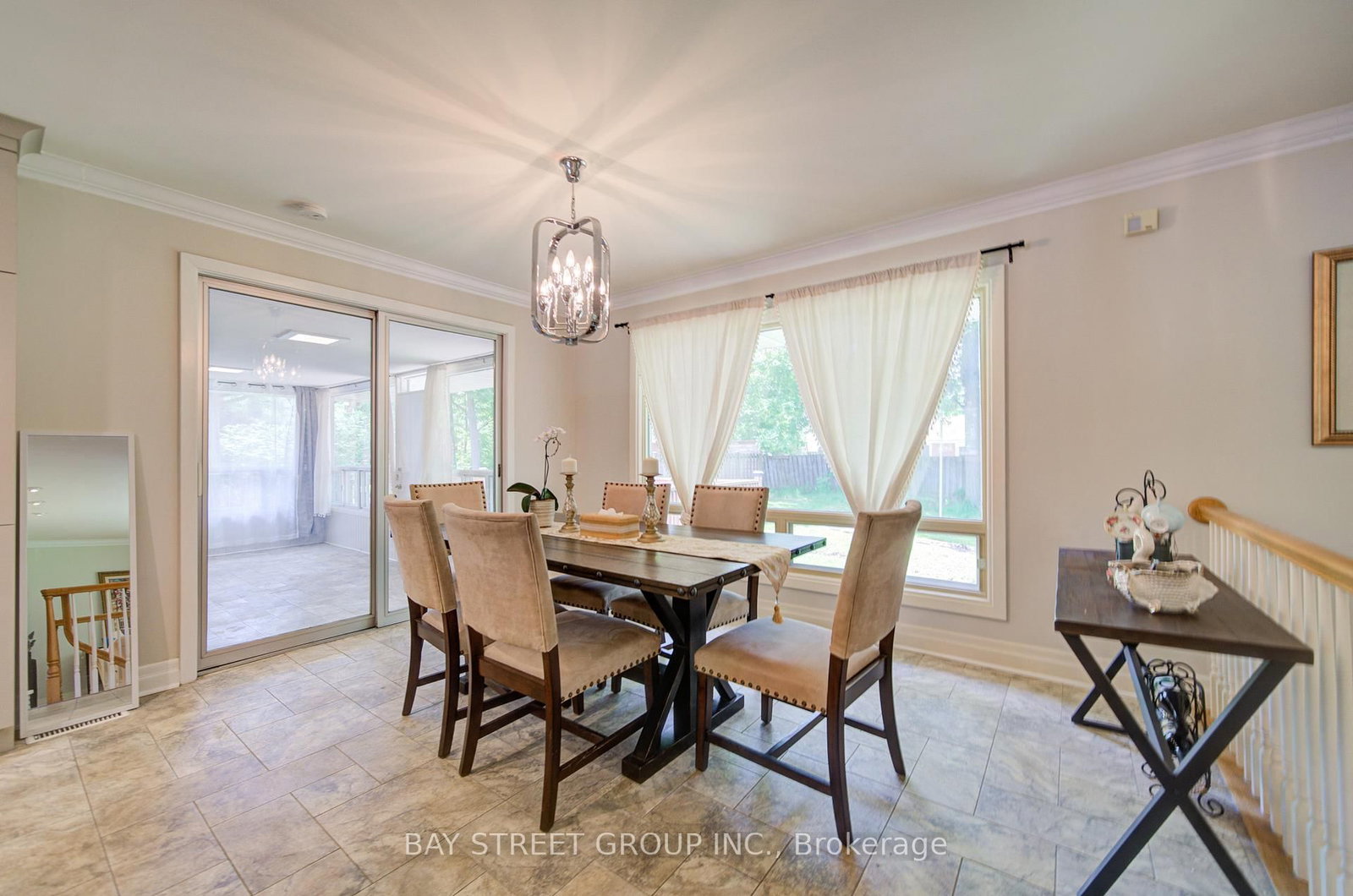 88 MARSDALE Drive • St. Catharines, ON photo 17