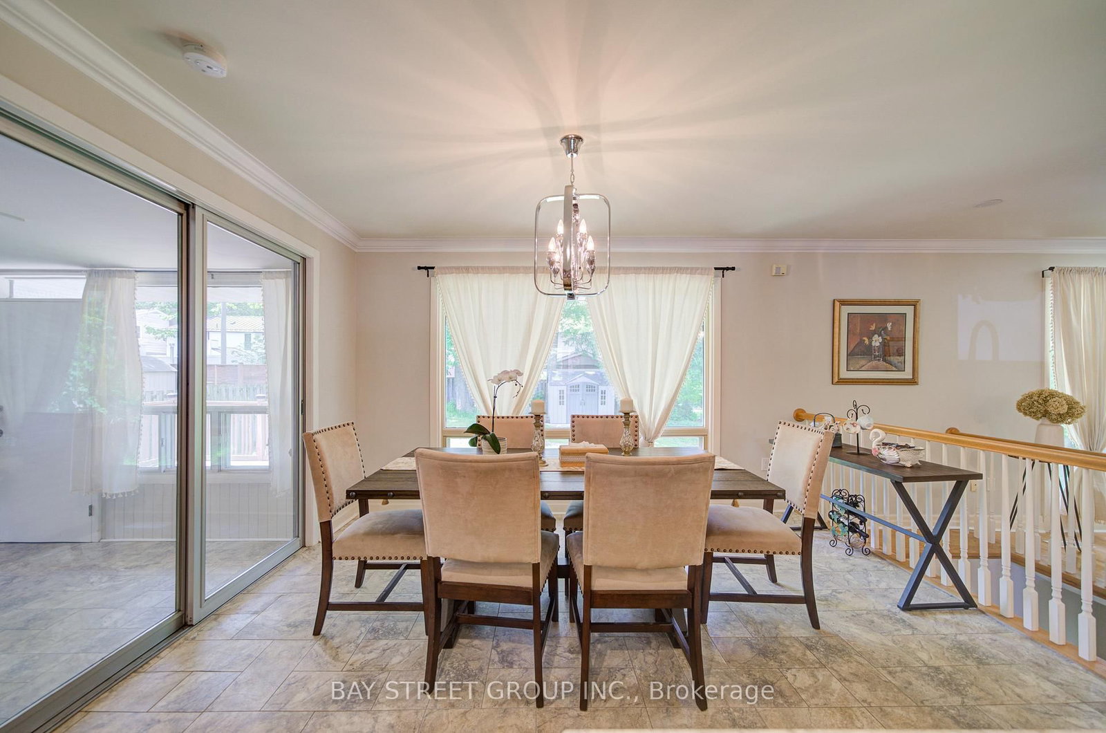 88 MARSDALE Drive • St. Catharines, ON photo 18