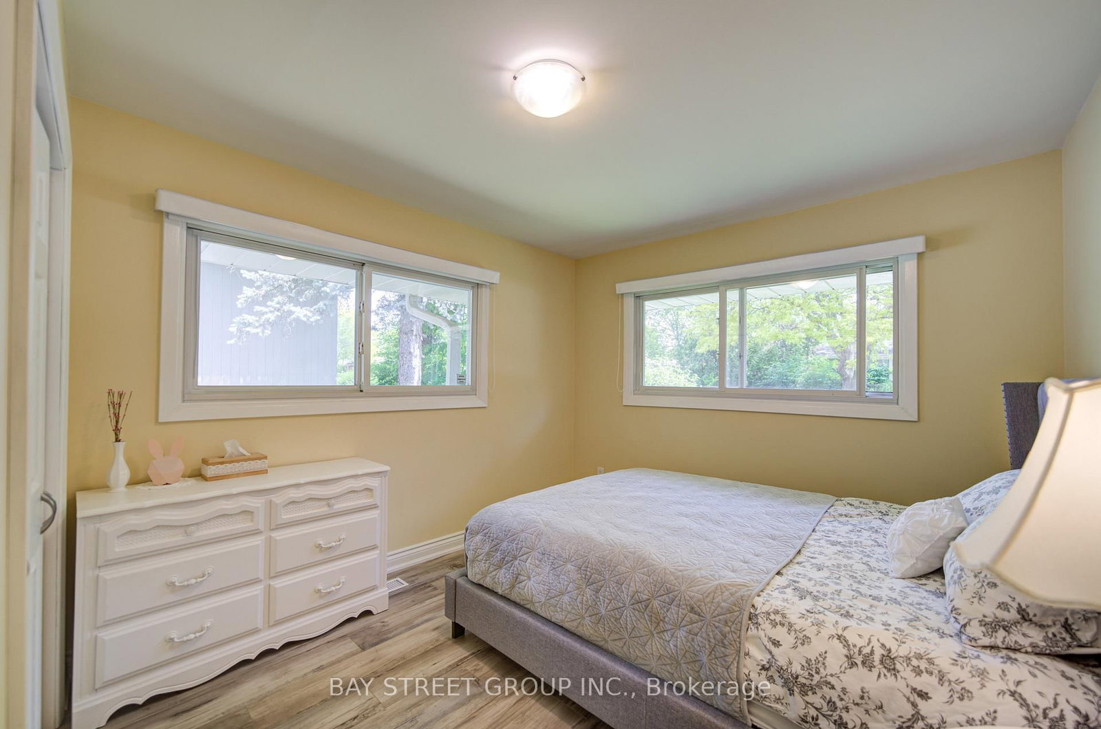 88 MARSDALE Drive • St. Catharines, ON photo 22