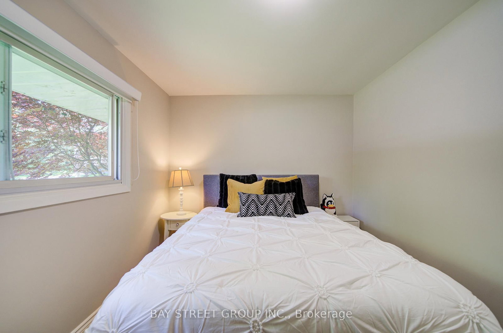 88 MARSDALE Drive • St. Catharines, ON photo 26