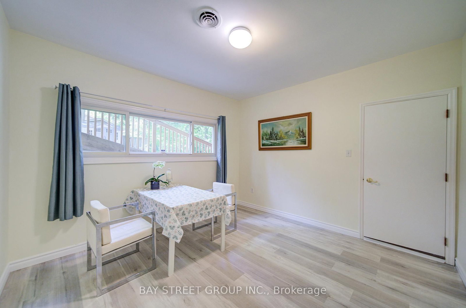 88 MARSDALE Drive • St. Catharines, ON photo 40