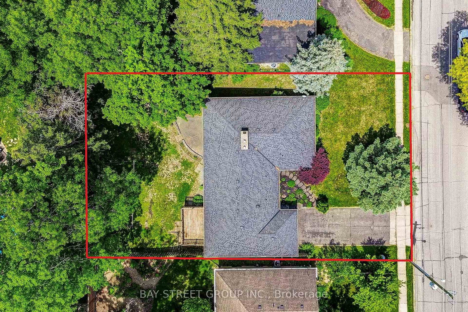 88 MARSDALE Drive • St. Catharines, ON photo 6