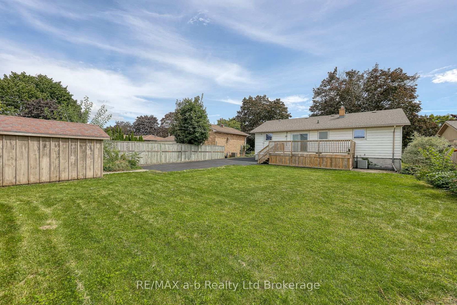 26 Glenn Avenue • Ingersoll, ON photo 10