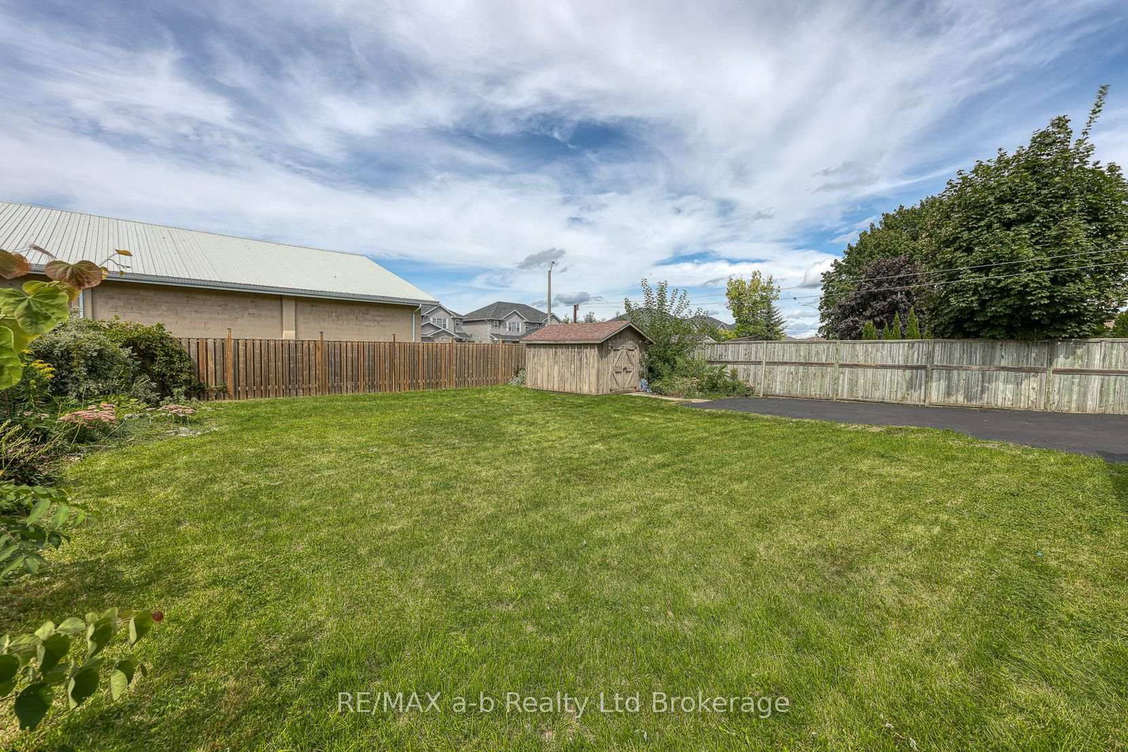 26 Glenn Avenue • Ingersoll, ON photo 11