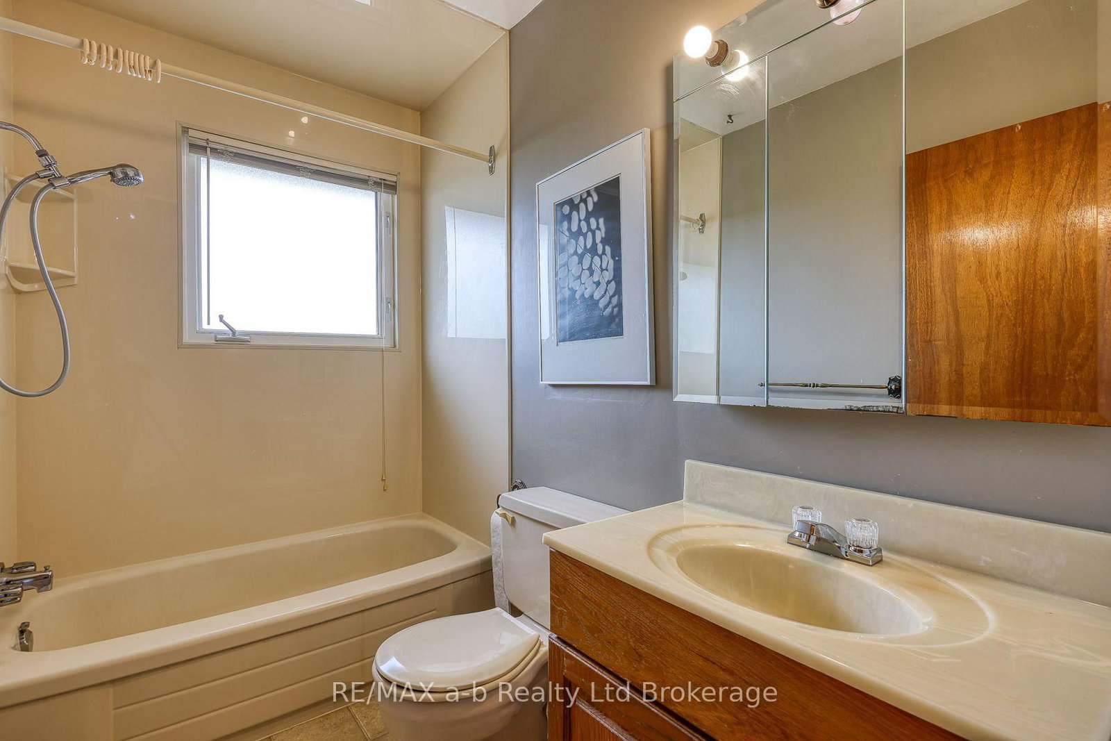 26 Glenn Avenue • Ingersoll, ON photo 24