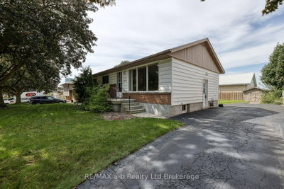 26 Glenn Avenue • Ingersoll, ON photo 4