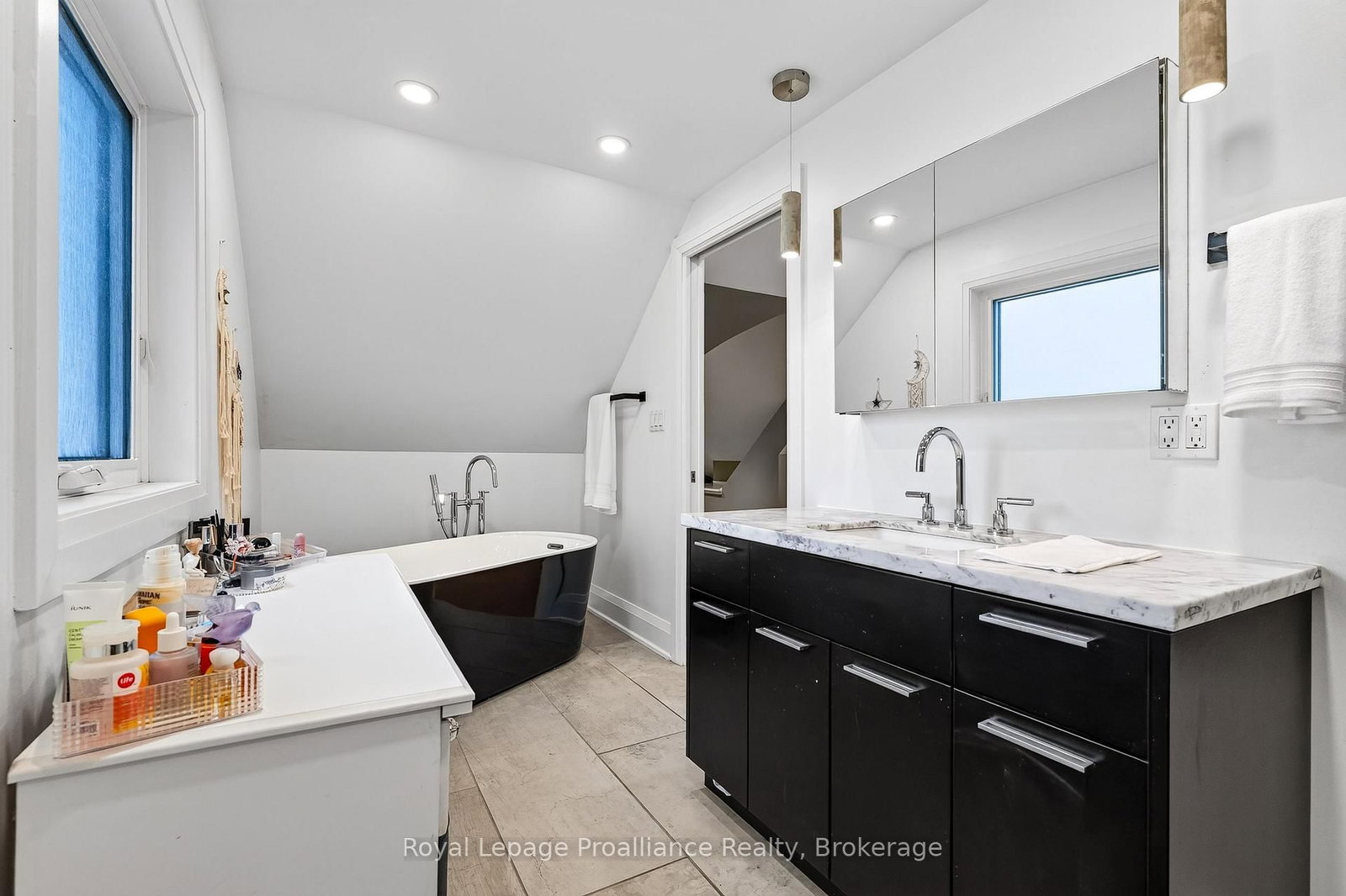 5 Carleton Boulevard • Hamilton Township, ON photo 26