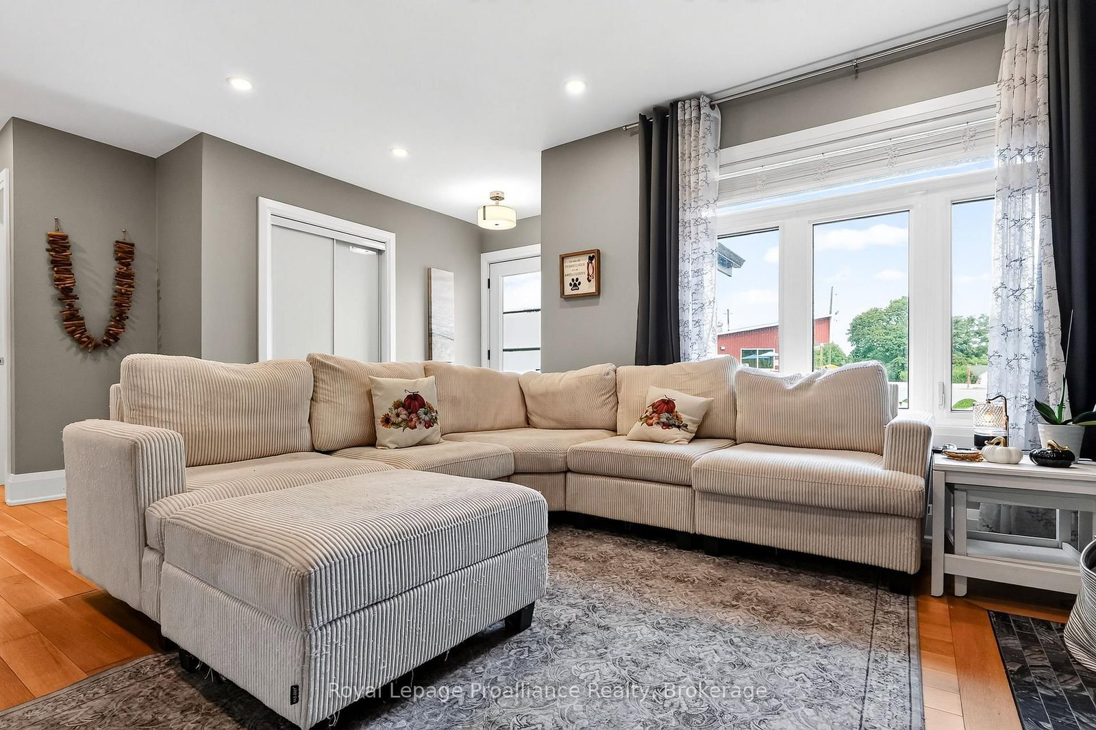 5 Carleton Boulevard • Hamilton Township, ON photo 6