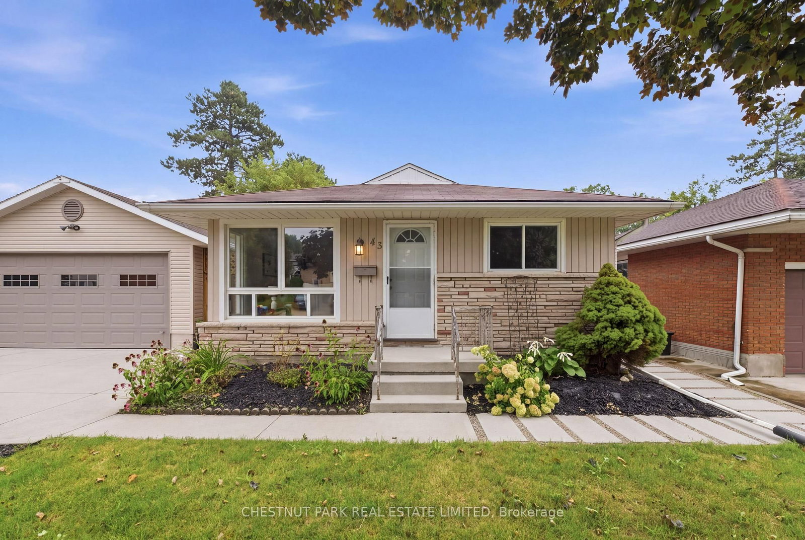 43 Alison Avenue • Cambridge, ON photo 3