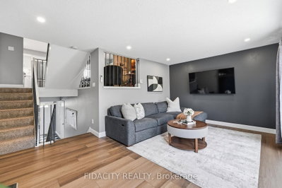320 Stowe Court • #151 • Ottawa, ON photo 4