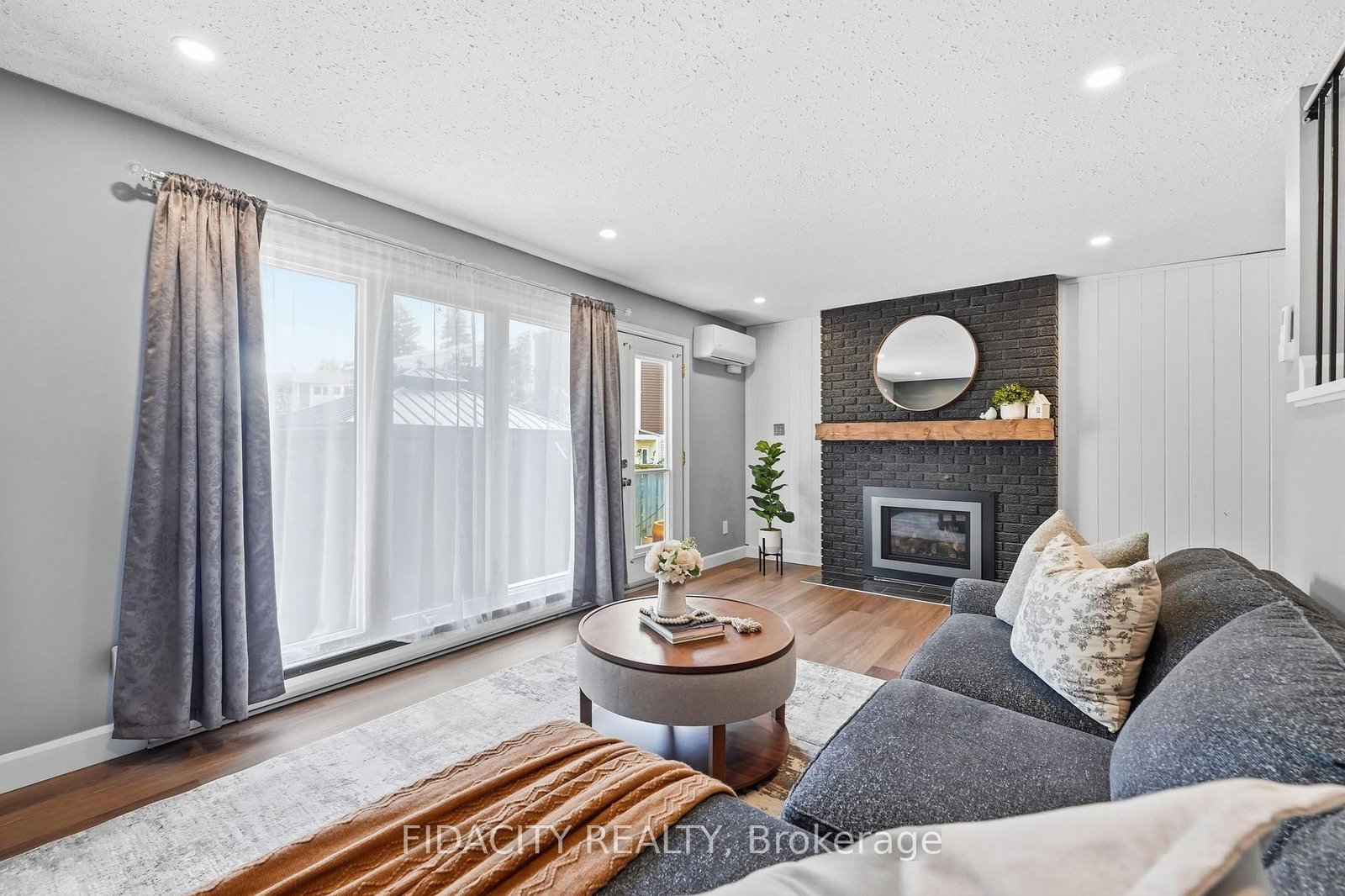 320 Stowe Court • #151 • Ottawa, ON photo 6