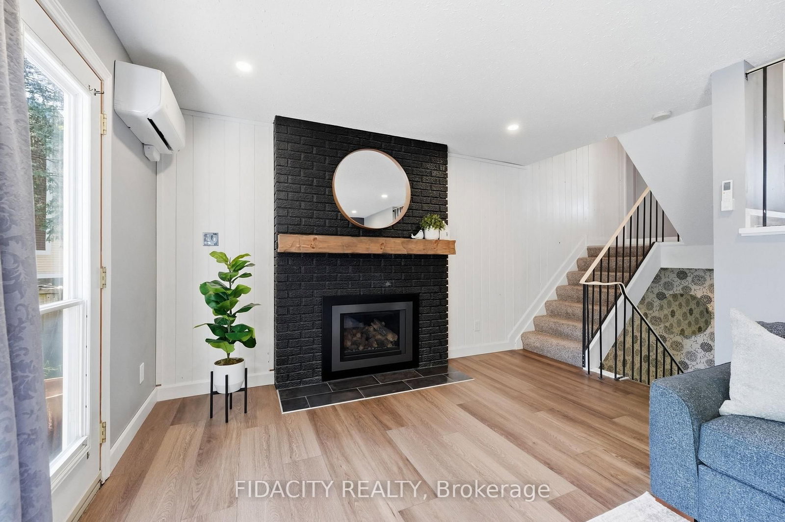 320 Stowe Court • #151 • Ottawa, ON photo 8