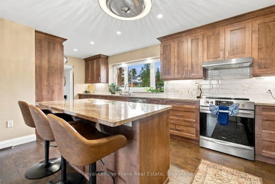 61 Bluewater Avenue • Kawartha Lakes, ON photo 9