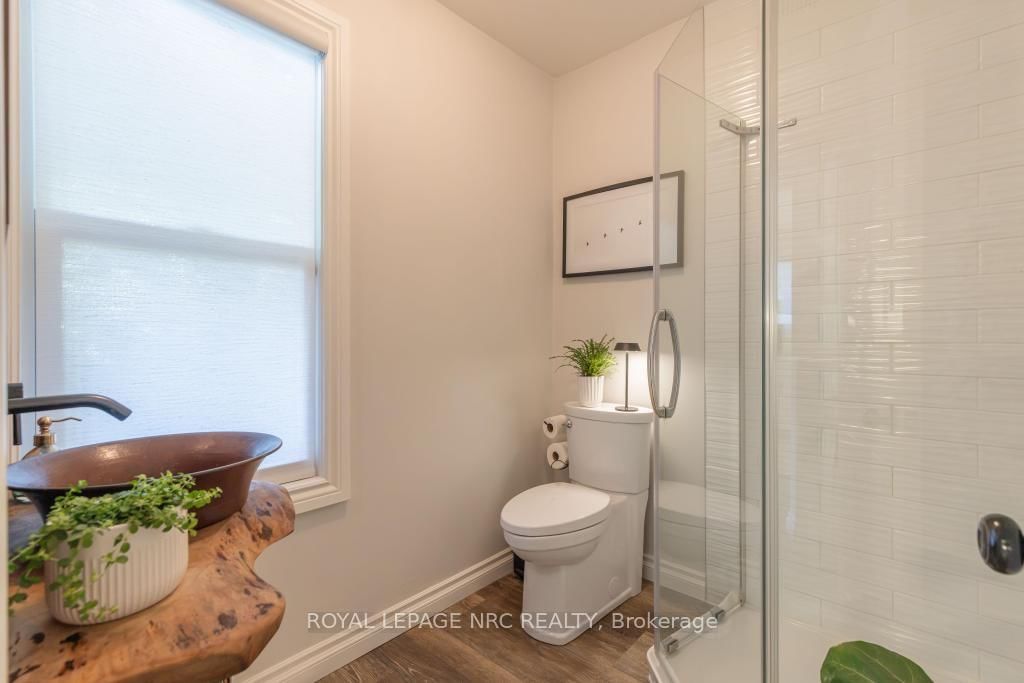 21 Johnston Street • St. Catharines, ON photo 18