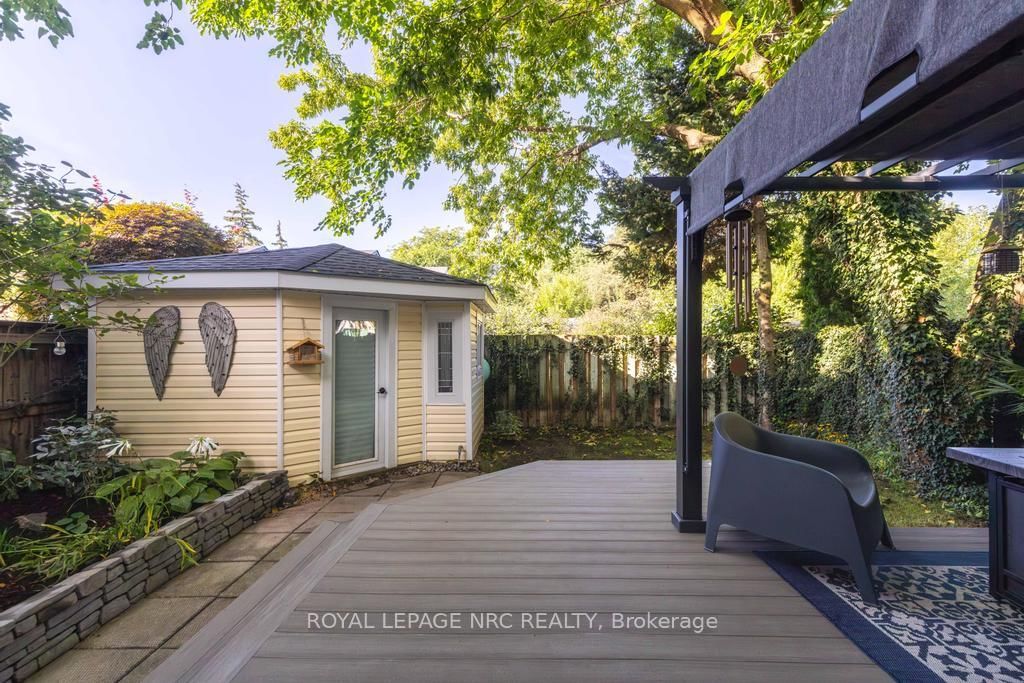 21 Johnston Street • St. Catharines, ON photo 24