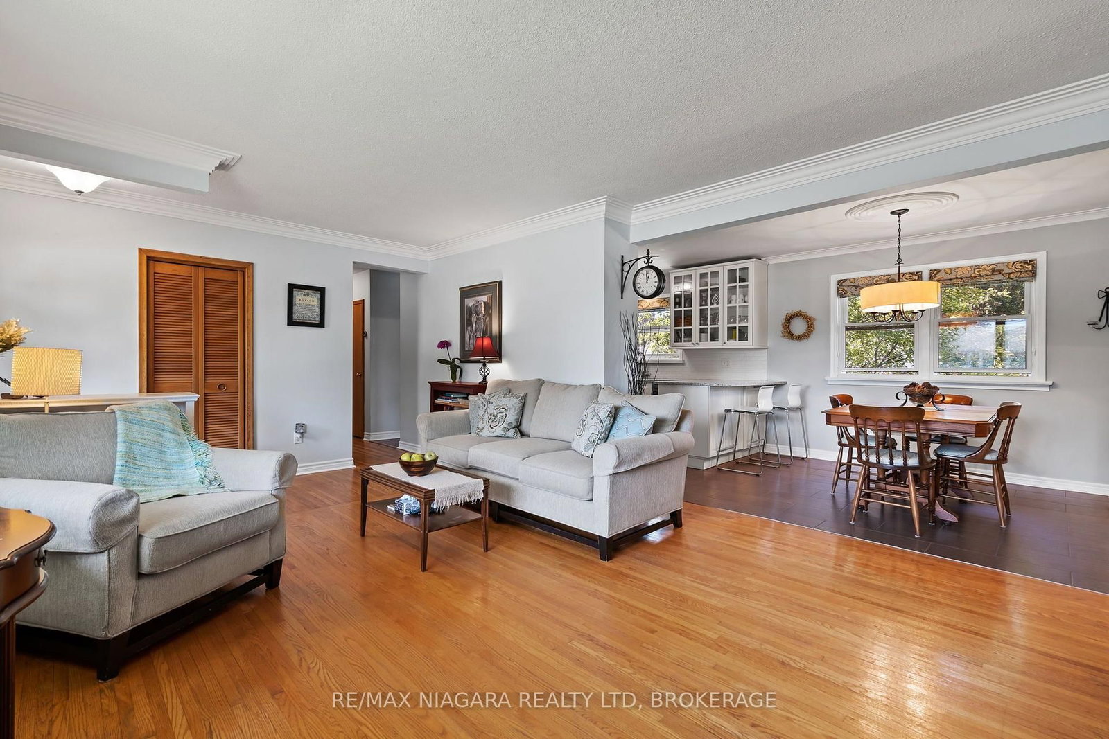 182 Rosemount Avenue • Port Colborne, ON photo 9
