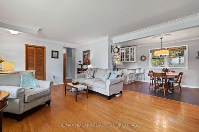 182 Rosemount Avenue • Port Colborne, ON photo 9