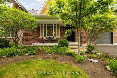 36 Oakbriar Crescent • Ottawa, ON photo 2