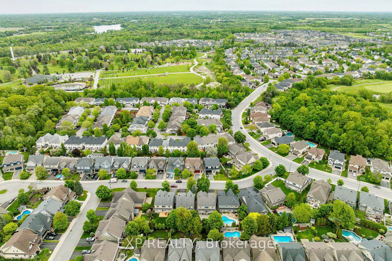 36 Oakbriar Crescent • Ottawa, ON photo 38