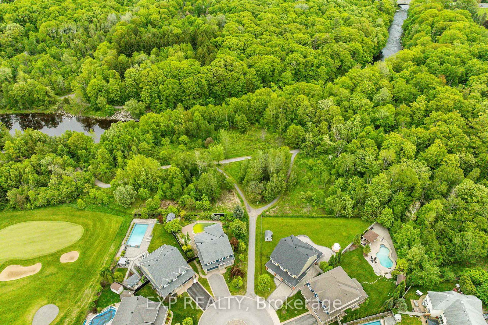 36 Oakbriar Crescent • Ottawa, ON photo 39