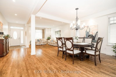 36 Oakbriar Crescent • Ottawa, ON photo 6