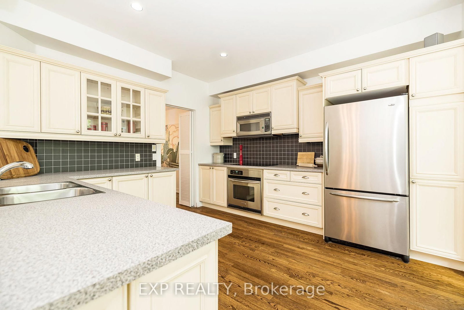 36 Oakbriar Crescent • Ottawa, ON photo 8