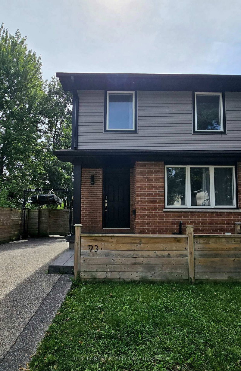 93 Elvira Crescent