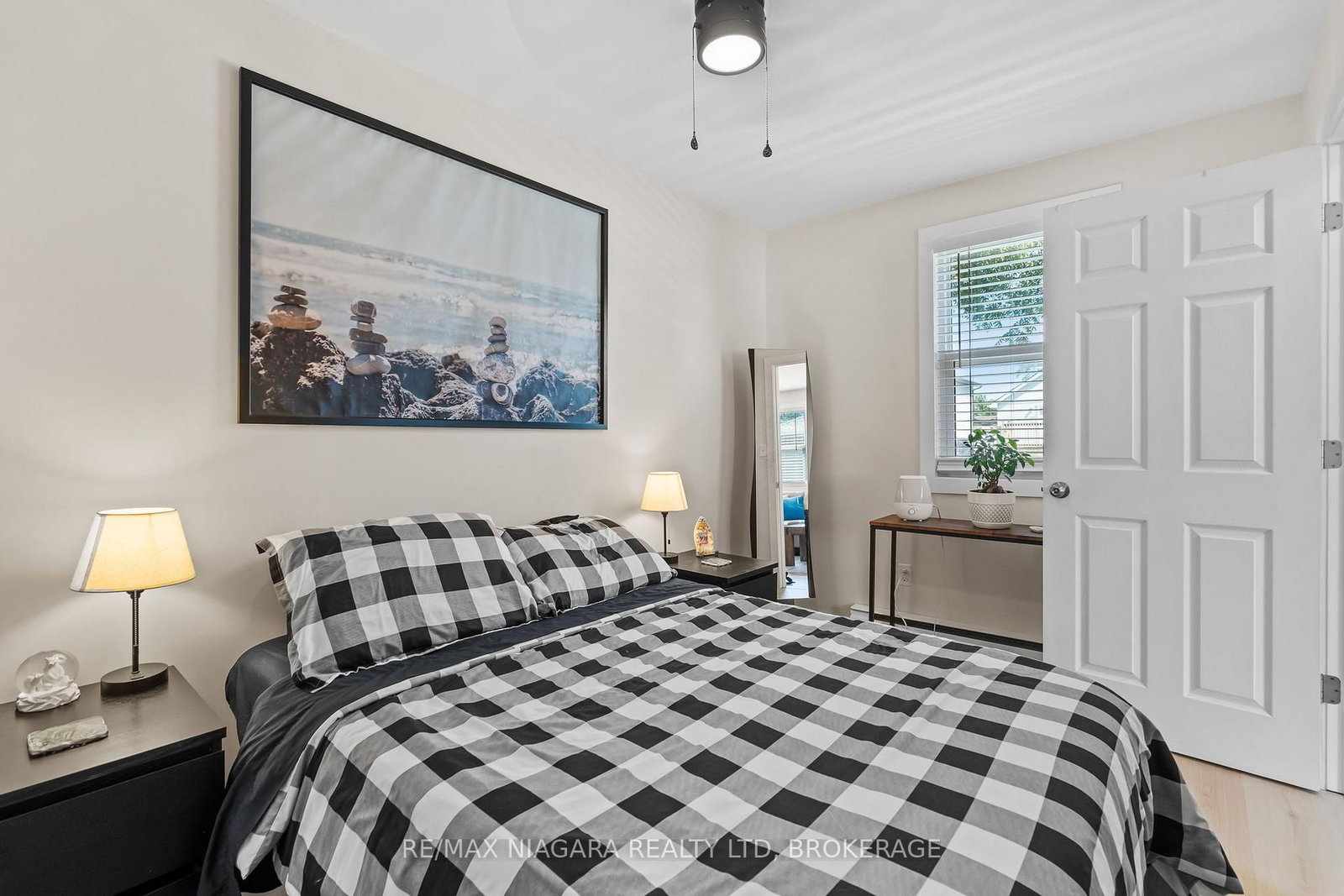 75 KNOLL Street • Port Colborne, ON photo 10