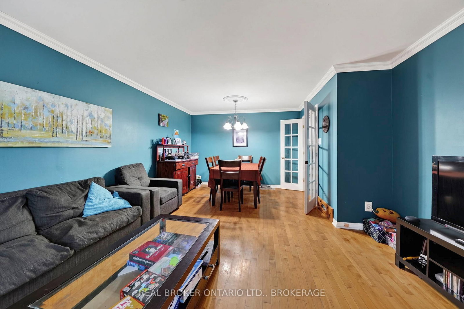 858 Chelsea Crescent • Cornwall, ON photo 4