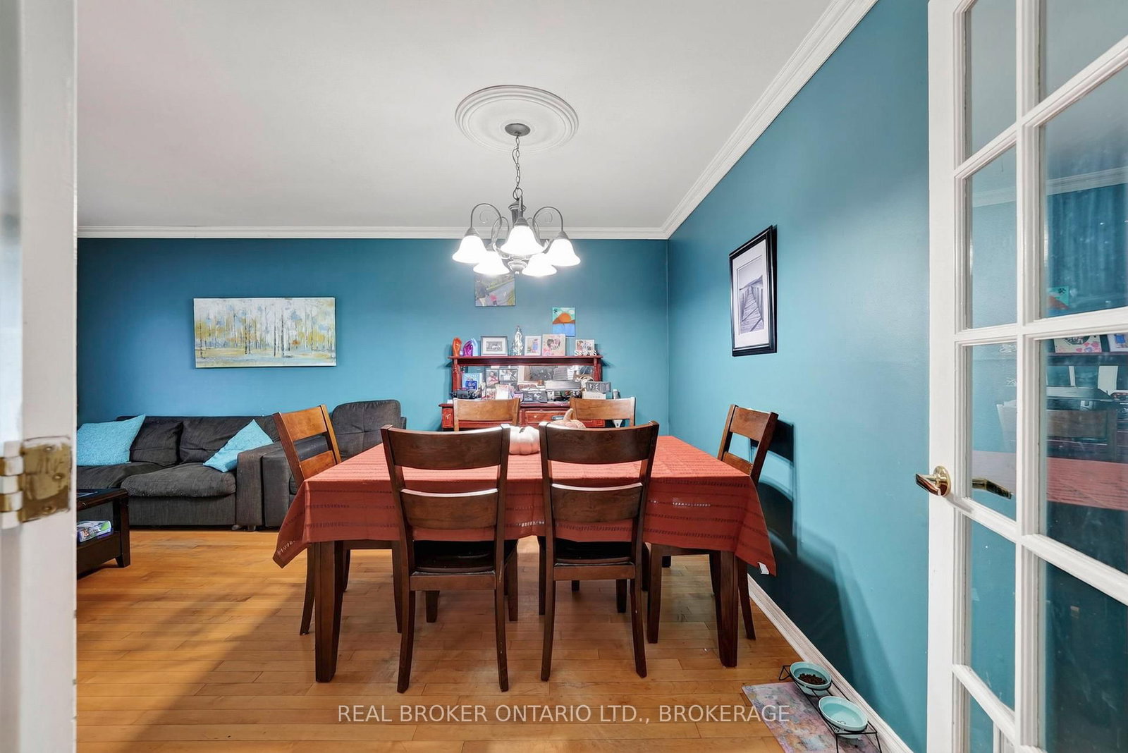 858 Chelsea Crescent • Cornwall, ON photo 5